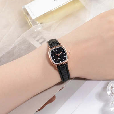 Simple Personality Men's And Women's Quartz Watch