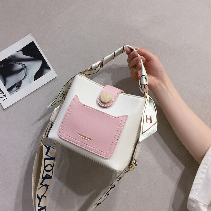 Small Bag Female Bag New Ins Messenger Bag Tide Hit Color