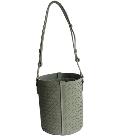 Women's Versatile Casual Pure Hand-woven Sheepskin Bucket Bag