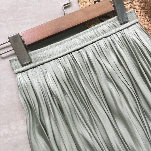 Glossy Silky Pearl Glossy Satin Pleated Skirt