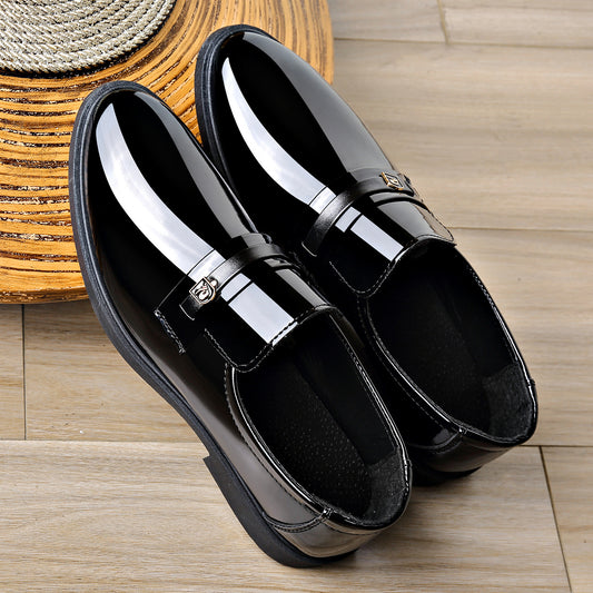 Dress Leather Shoes With A Mirror Like Slip On Design