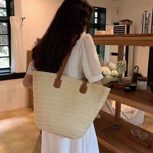 Straw Women's Large Capacity Vacation Beach Bucket Bag