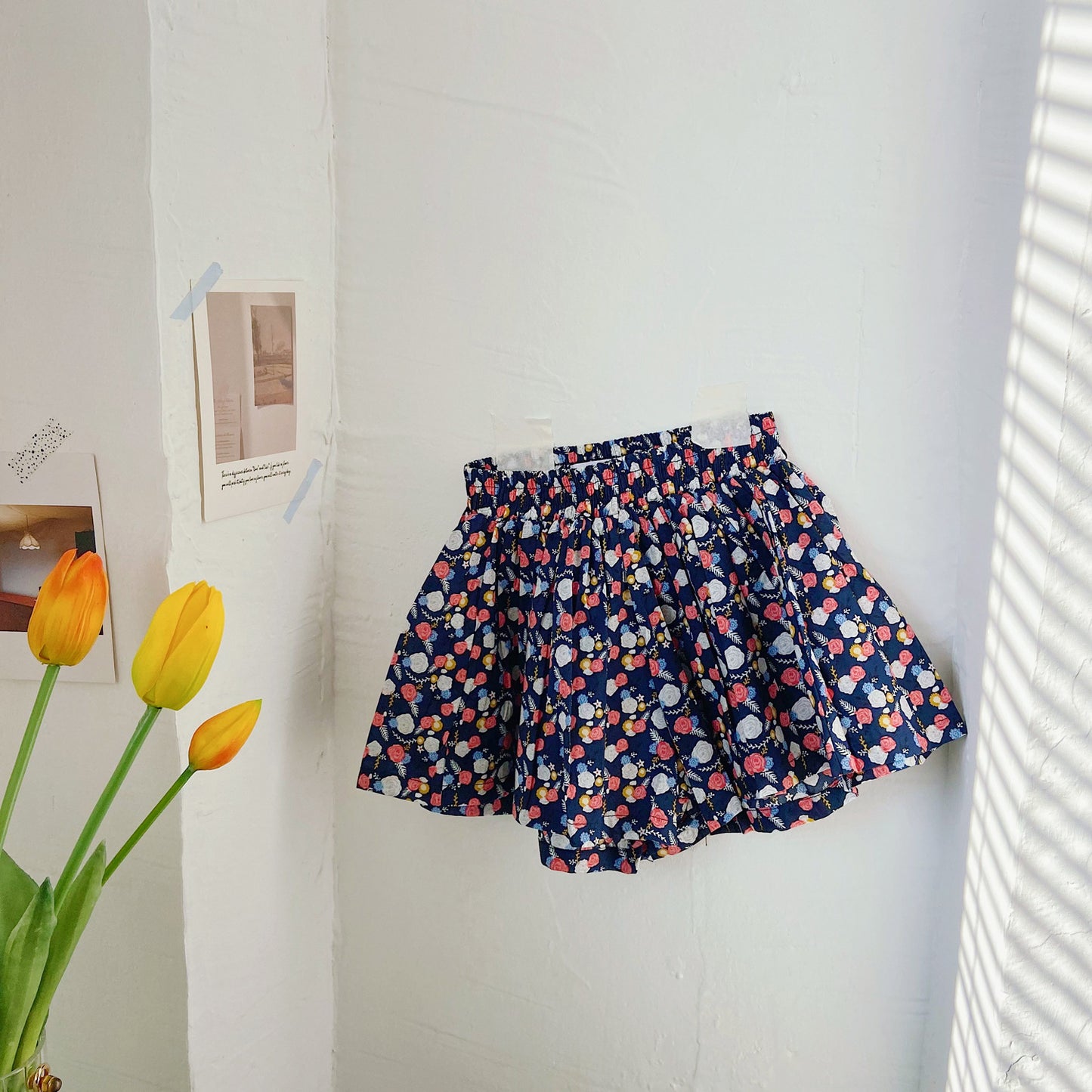 Børneblomstershorts knopskørtbukser moderigtige