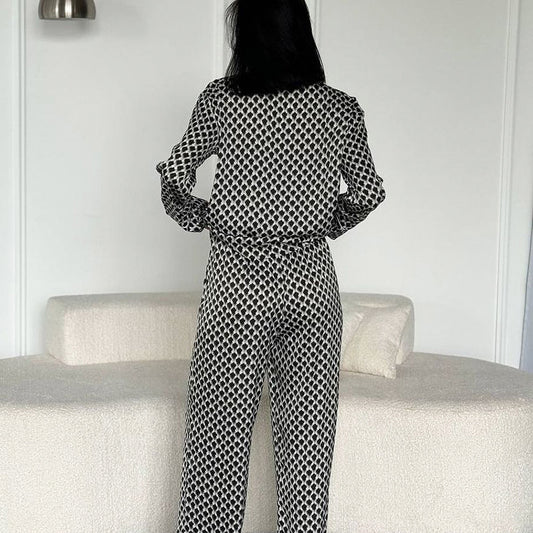 New Silk-look Pajama Set Featuring Long Sleeves And Long Pants