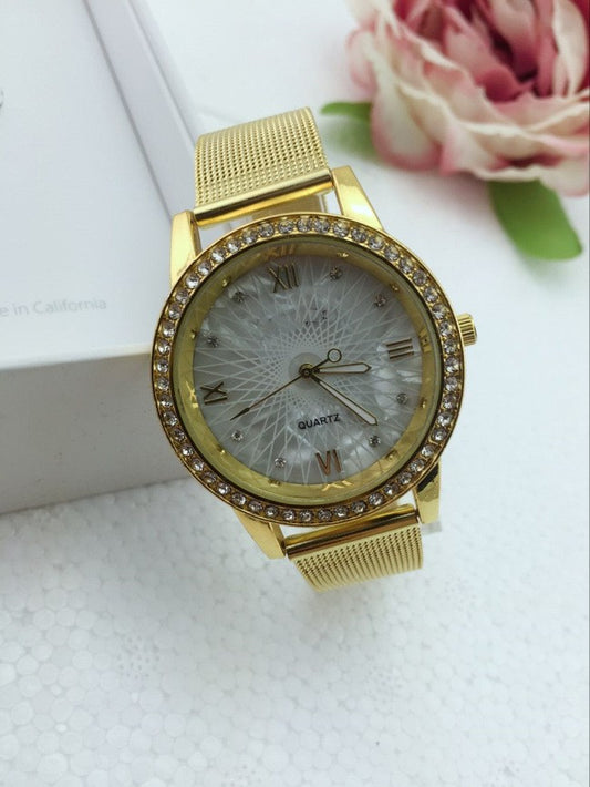 Golden Mesh Belt Men's And Women's Alloy Electronic Watch