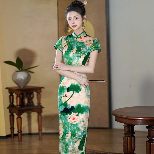 Elegant Modernized Cheongsam For Everyday Wear In A Traditional Chinese Style