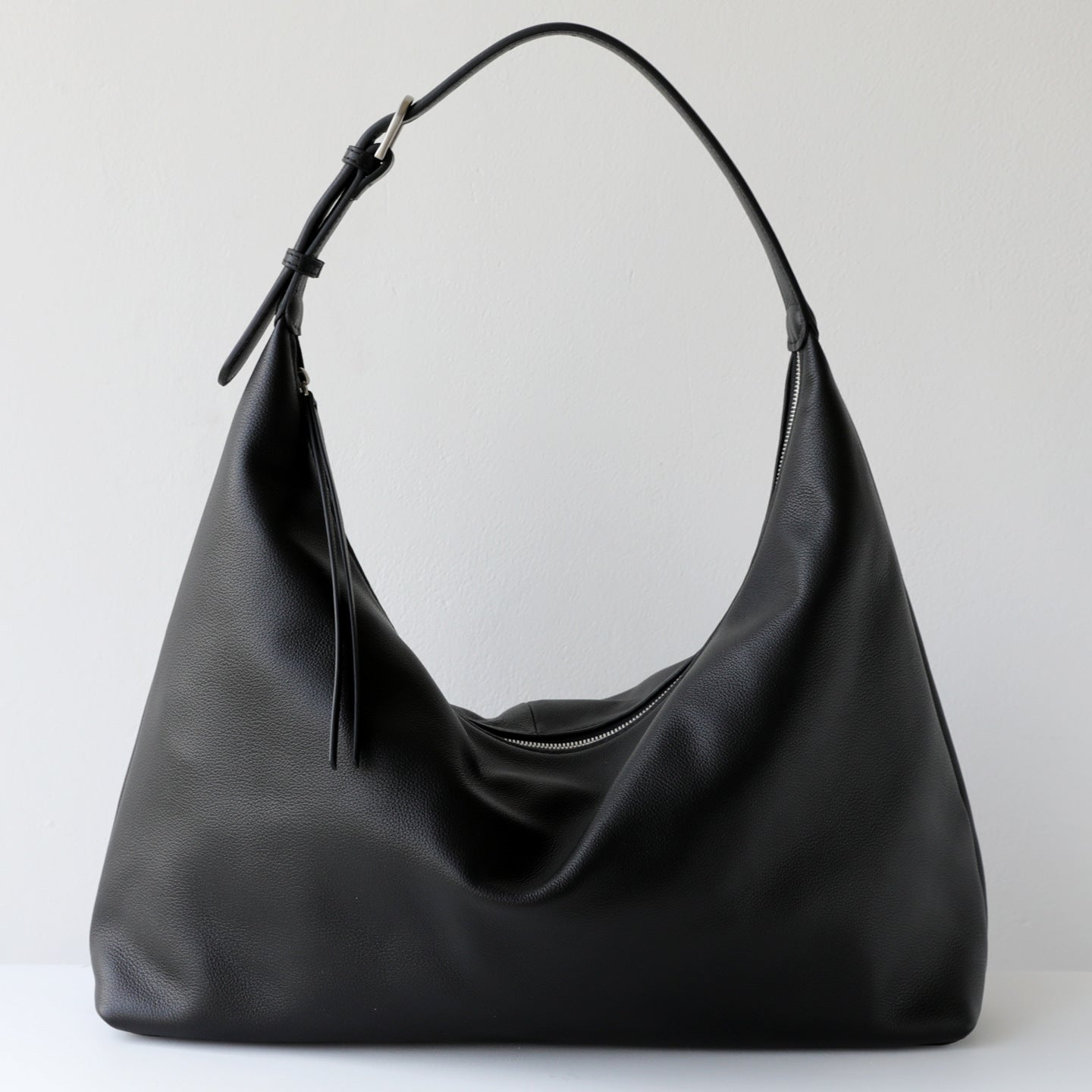 Versatile Leather Commuter Tote Shoulder Bag