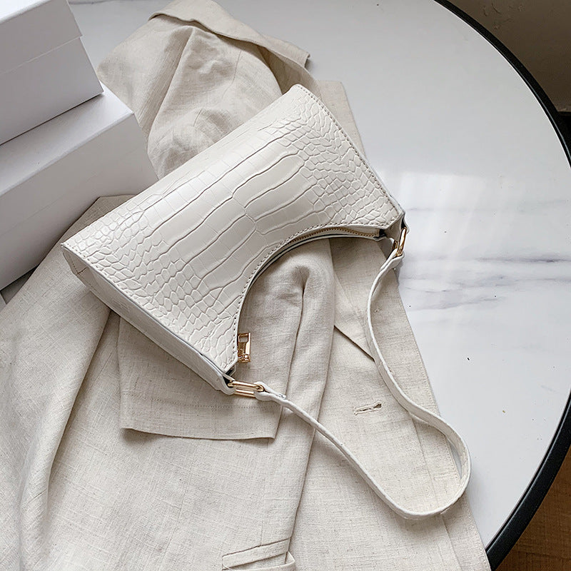 All-match one-shoulder armpit bag