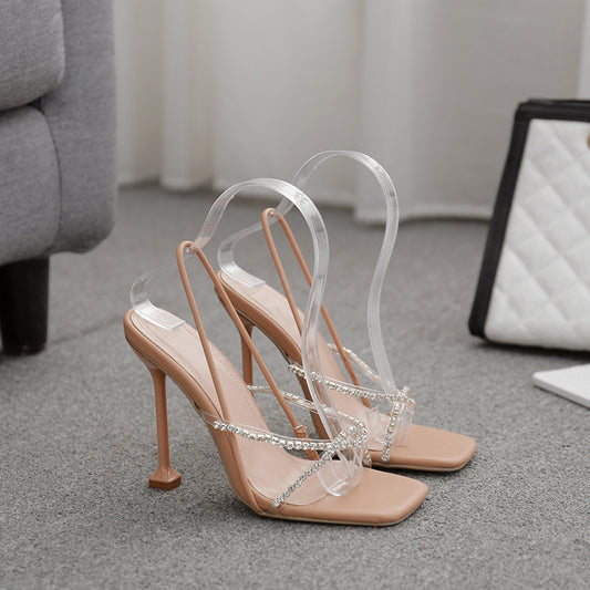 Lacquered heel sandals