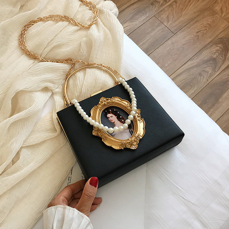 Pearl single shoulder messenger small square bag