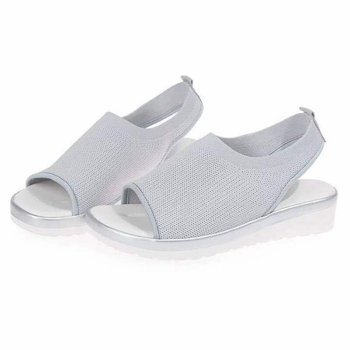 Flying woven flat fish mouth sandals