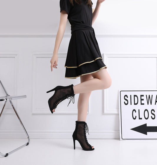 Women's Fashionable High-heeled Latin Dance Shoes