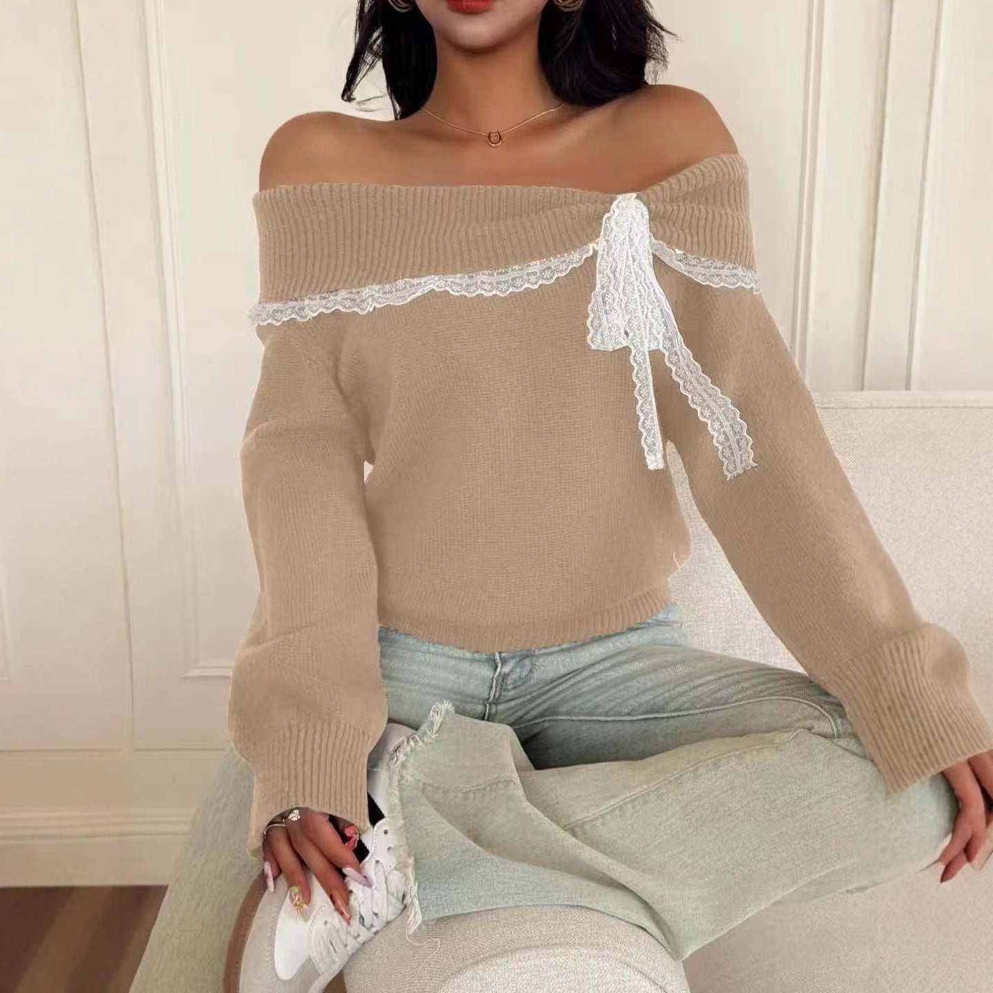 Dame off-shoulder afslappet sød kontrastfarvet sweater med kvaster og lange ærmer