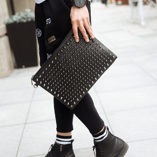 Personality rivet hand bag