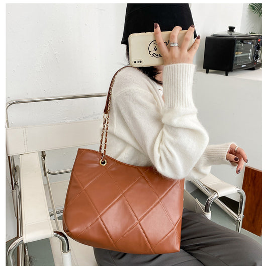 Fashionable Chain Embroidered Line One-Shoulder Slanting Span Lock Bag For Women
