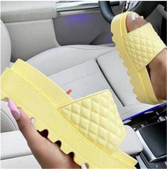 Round-toe Platform Mid-heel Flat Stitch Slippers