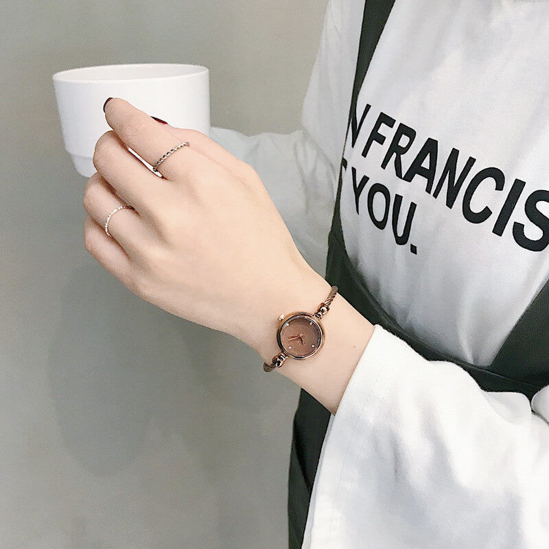Fashion Temperament Retro Literary Small Dial Bracelet Watch