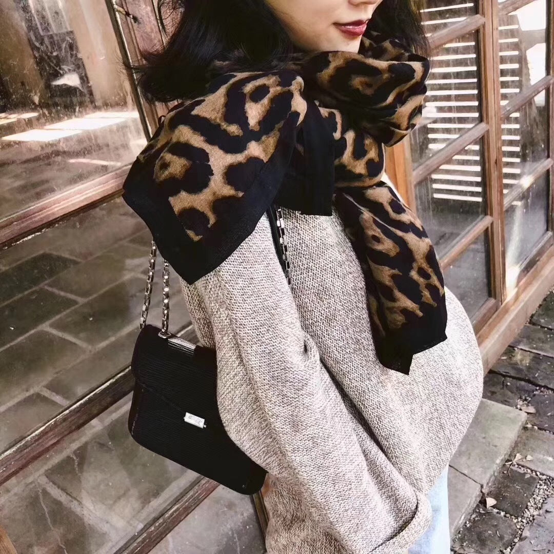 Leopard Print Cotton And Llinen Scarf Women Autumn And Winter Warm Bib Dual-Use Shawl