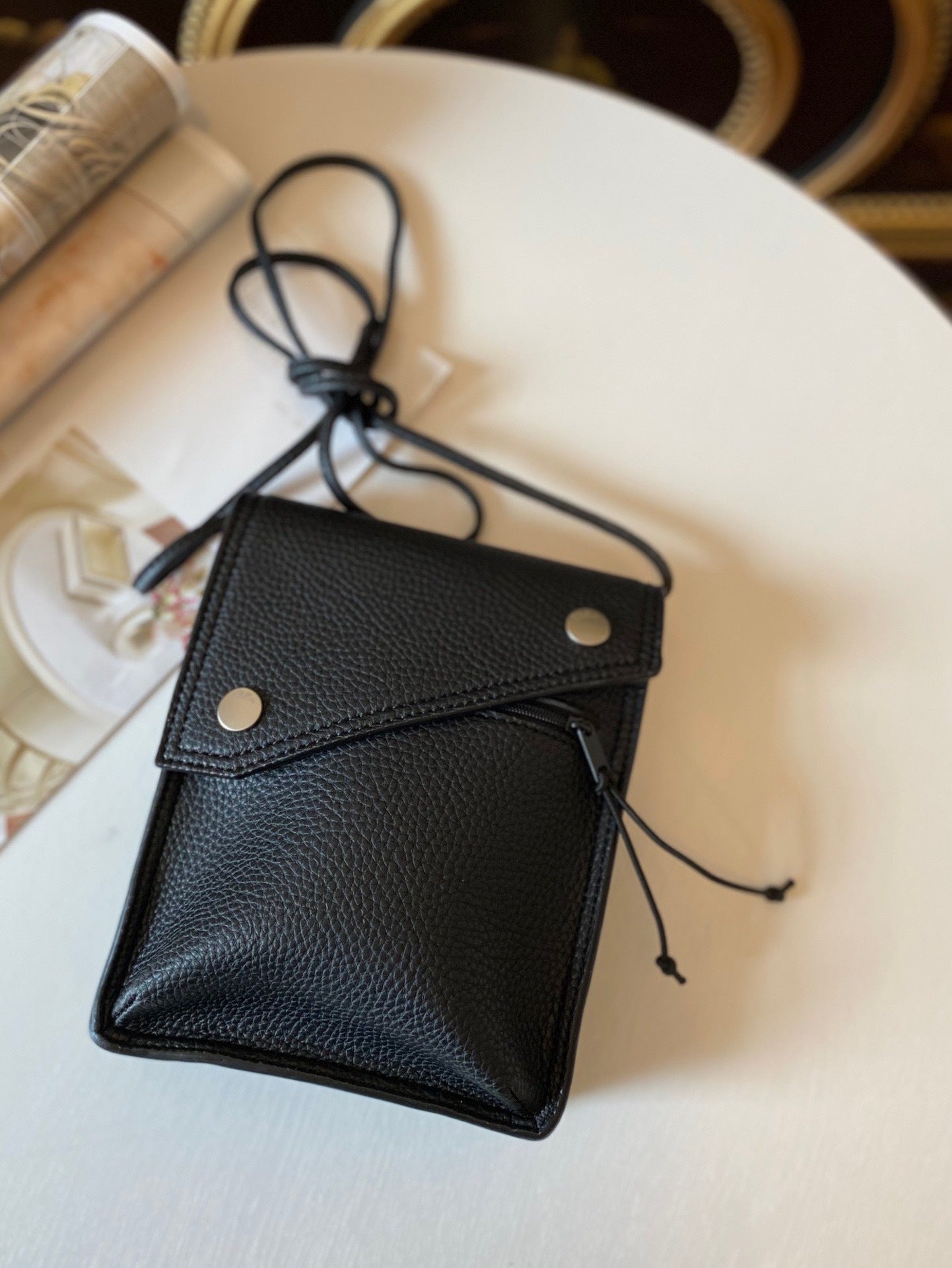 Spring And Summer New Fashion Brand Japanese Retro Messenger Bag Female Small Bag Multi-Color Simple Satchel