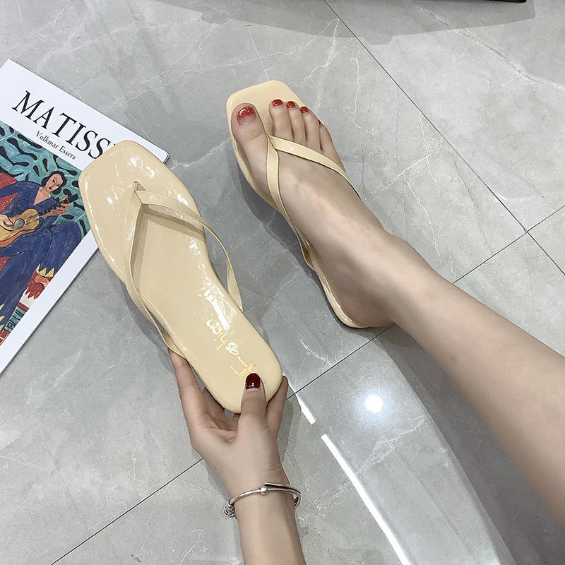 Fashion All-match Flat Flip-flops
