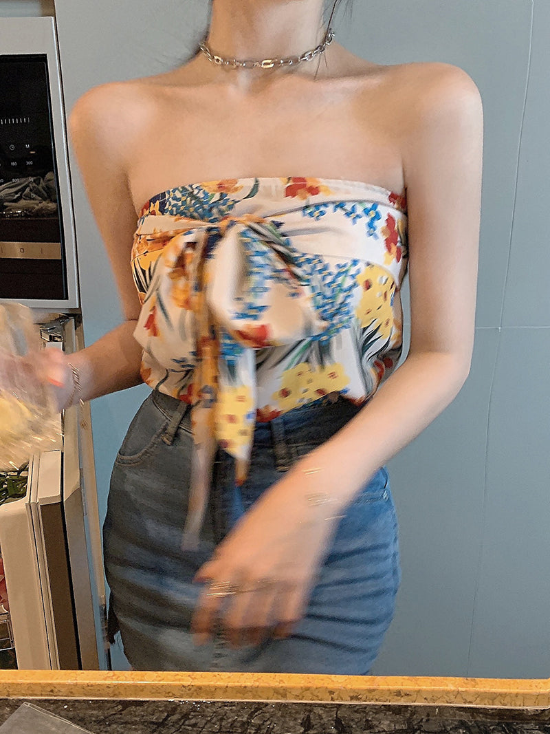 Sexy Babes Wear Tube Tops Inside