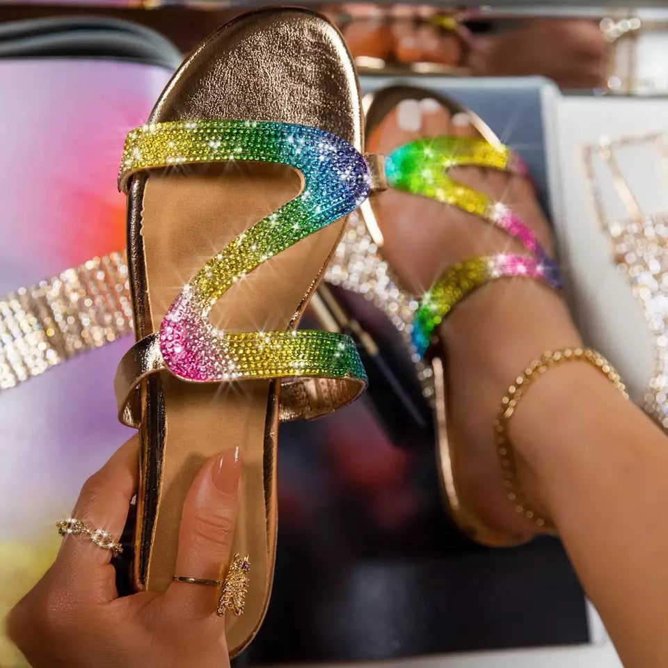 Fashion Ladies Flat Sandals And Slippers With Rhinestones