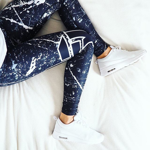 Women's Digital Geometric Print Hip Lifting Stretch High Waist Leggings