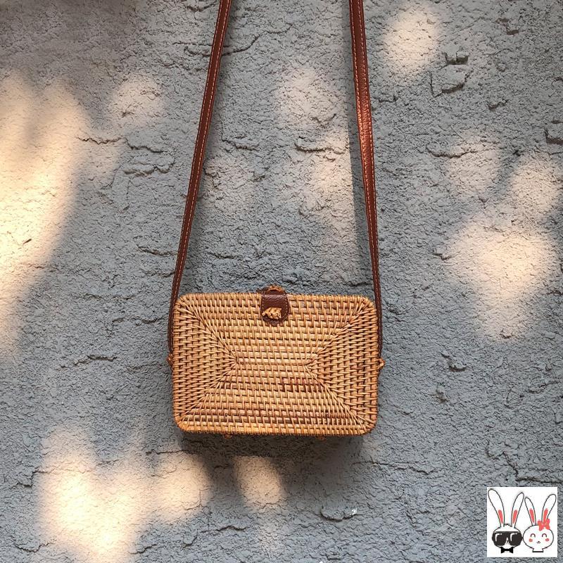 It'S Suitable For Summer. It'S Made Of Straw And Sand Net Red. It'S Suitable For The Unique Retro Style Of Forest Department