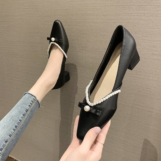 Gentle Lady's Small Leather Shoes With Pearl Bow