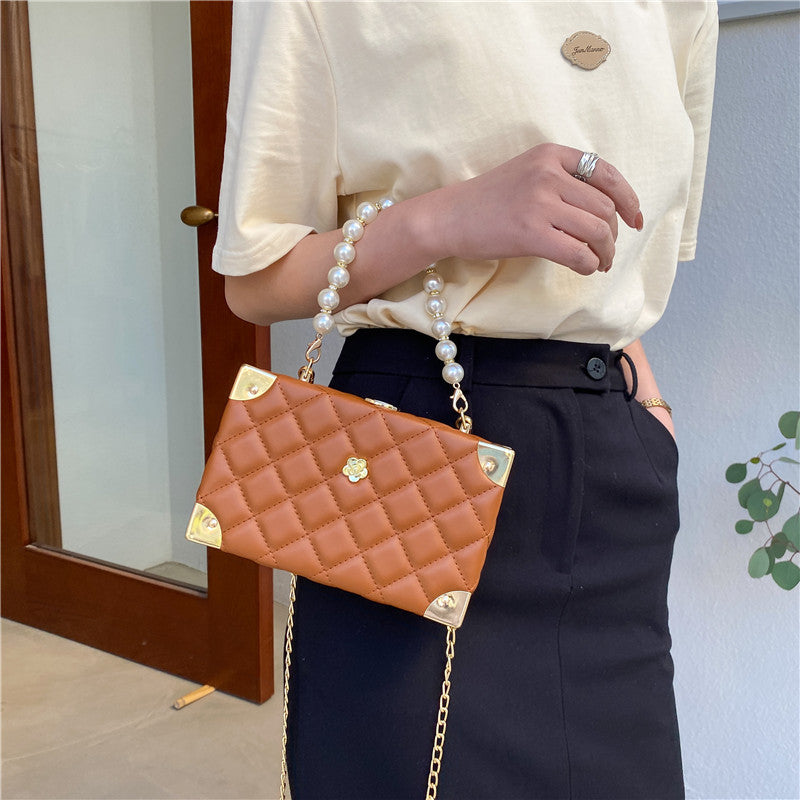 New Ladies Diamond Chain Bag Pearl Portable Diagonal Small Square Bag