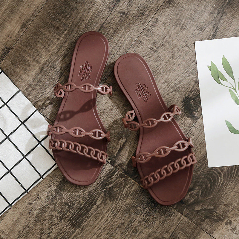 Female Flat-bottomed Pig Nose Chain Sandals And Slippers