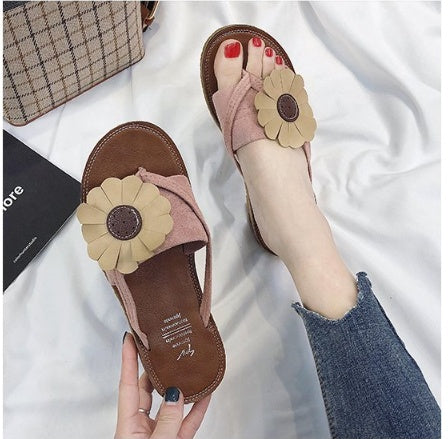 Women's Flip Flops Flat Feet Sandals And Slippers