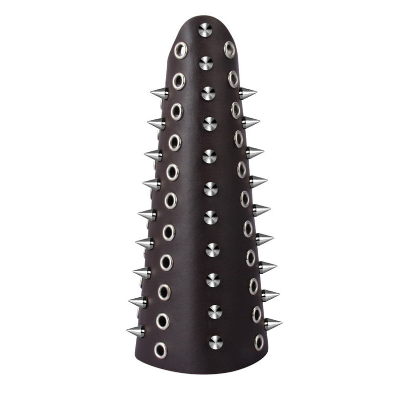 Læderarmbånd med metaldetaljer