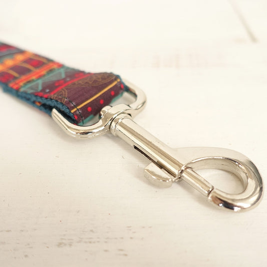 Individual pattern cloth traction belt