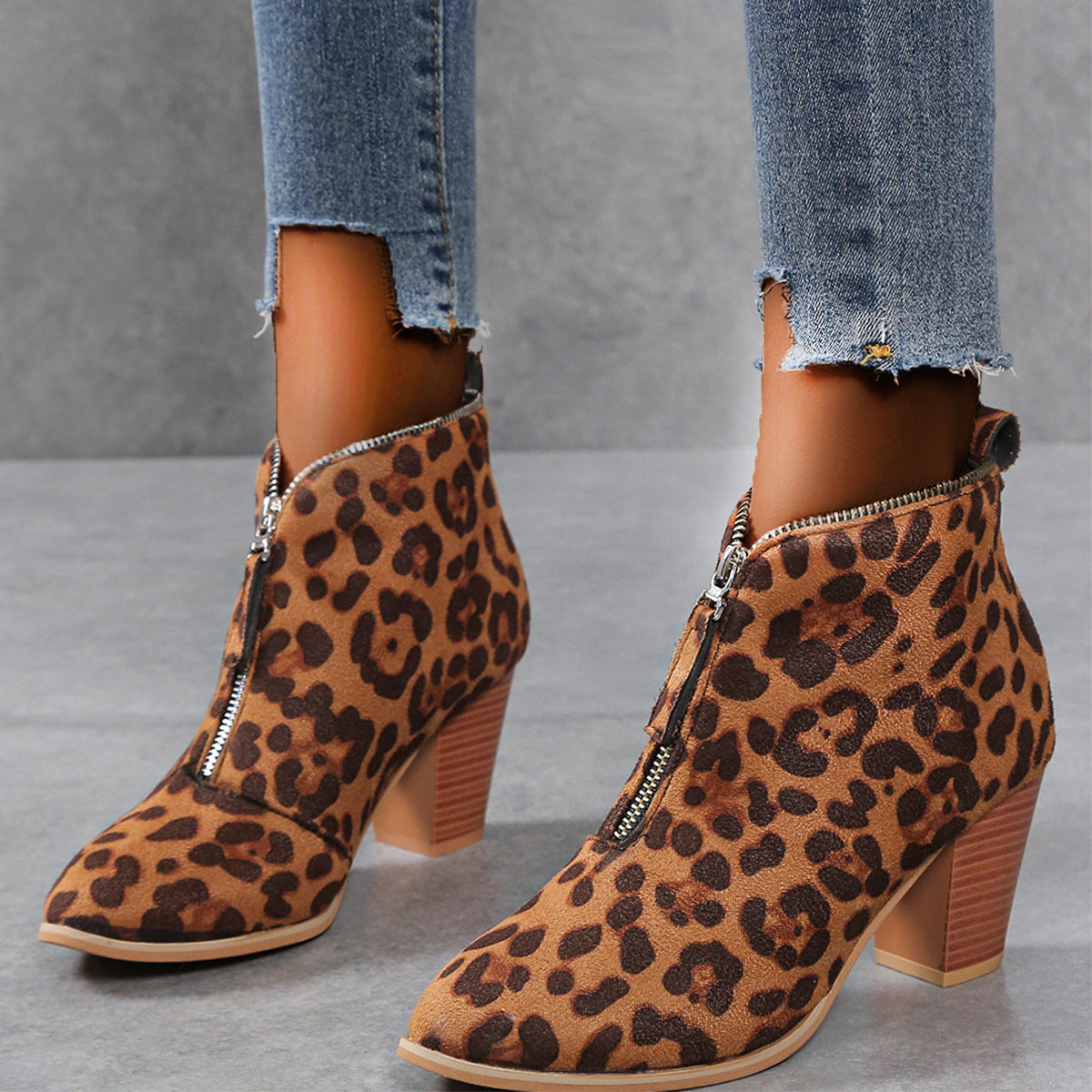 Women's Fashion Frosted Retro Coarse Heel Martin Boots