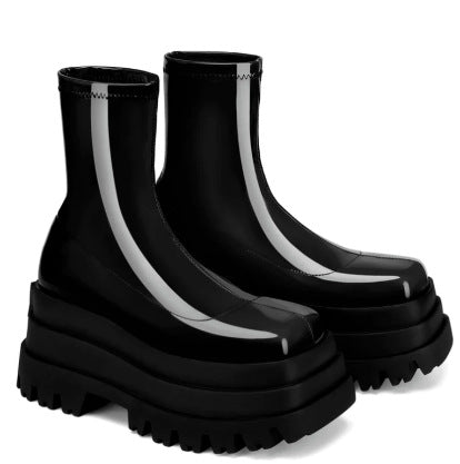 Autumn And Winter New Street Style Thick Soled Women's Boots
