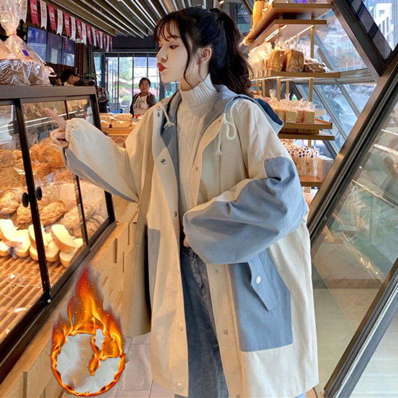 Trench Coat Casual Solto e Fino de Comprimento Médio