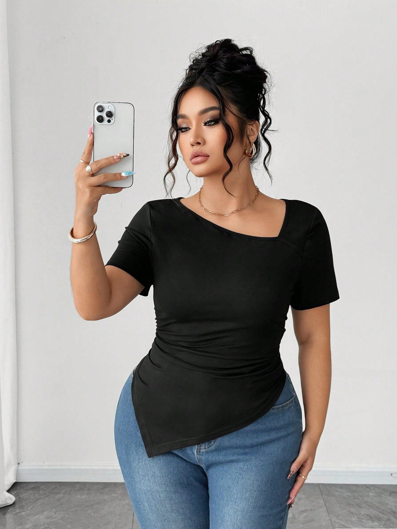 New V-neck Fashionable Loose-fit Slimming Solid-color Short-sleeve T-shirt