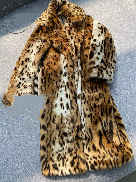 Womens Fashion Fur-trimmed Blazer With A Tailored Collar