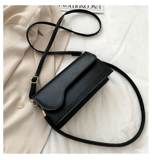 Simple and versatile small shoulder bag