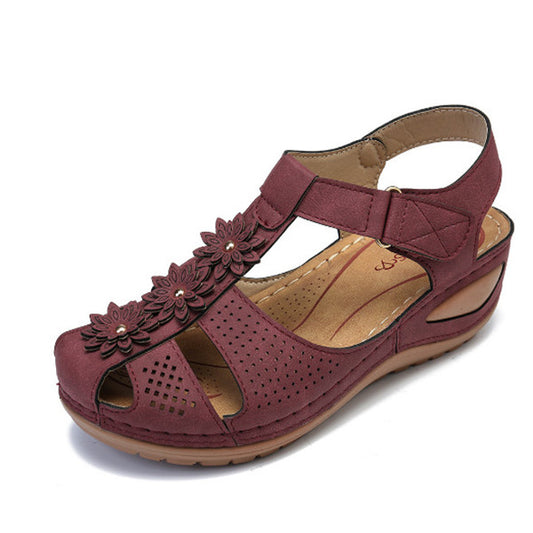 Toe cap sandals