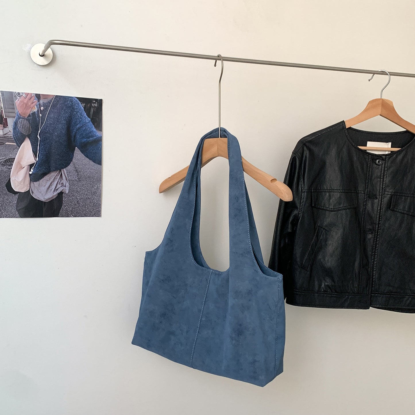 Large-capacity Womens Suede Commuter Underarm Shoulder Bag