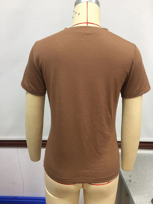 Den nye Summer Cut-out T-shirt med korte ærmer