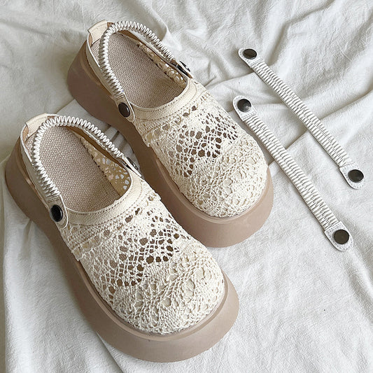 Nye udhulede sandaler med mesh-overdel til pendlere, der passer til en nederdel