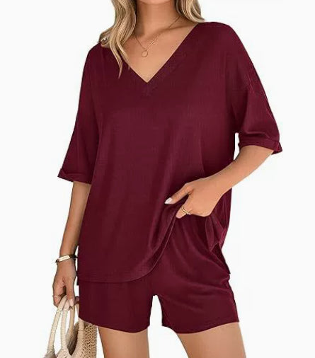 Womens Casual Commuter Two-Piece Set Short-Sleeve T-Shirt And Cropped Shorts