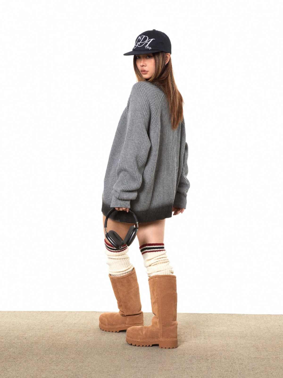 Bedford Cord Letter Printed Thickening Loose Sweater
