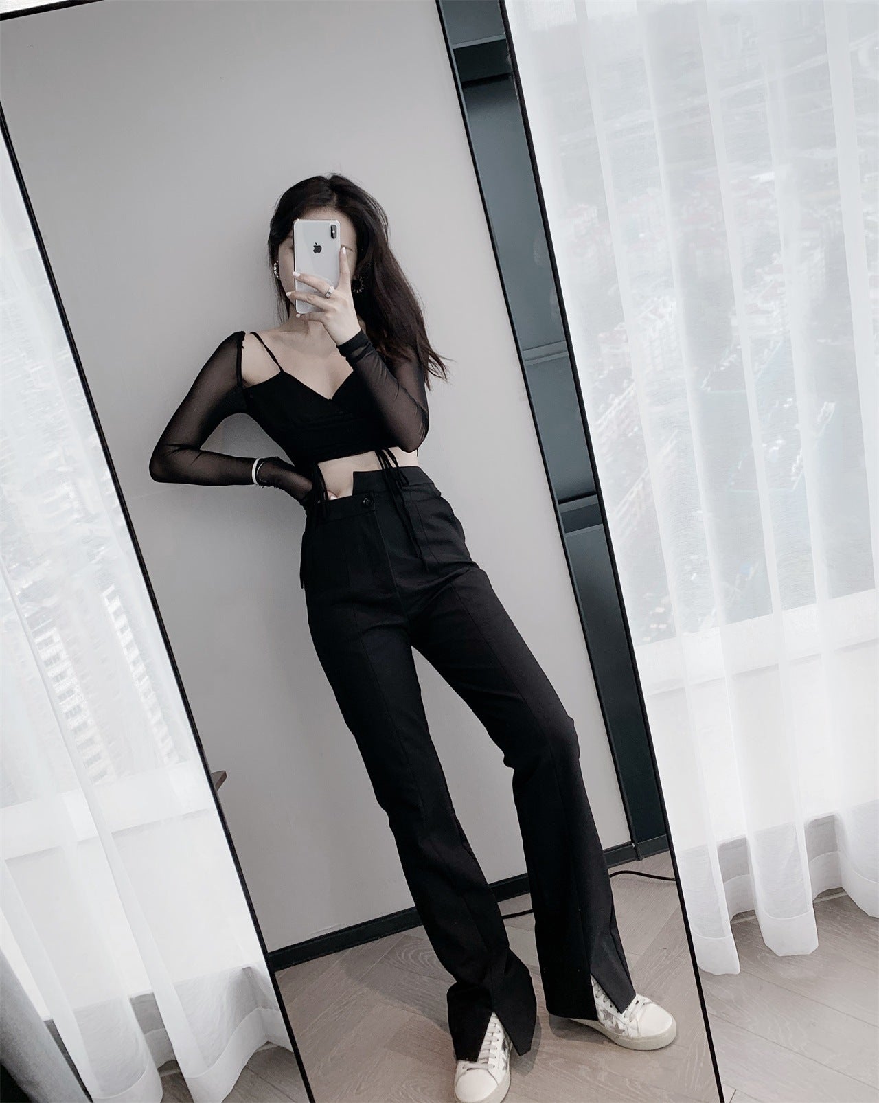Cropped high-rise trousers