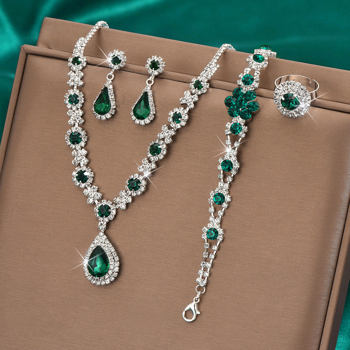 80f400f23d7f8084048eee123a454021