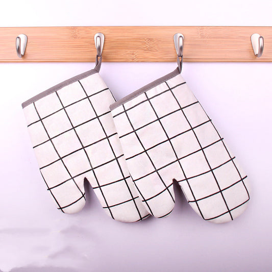 Thickened microwave oven gloves