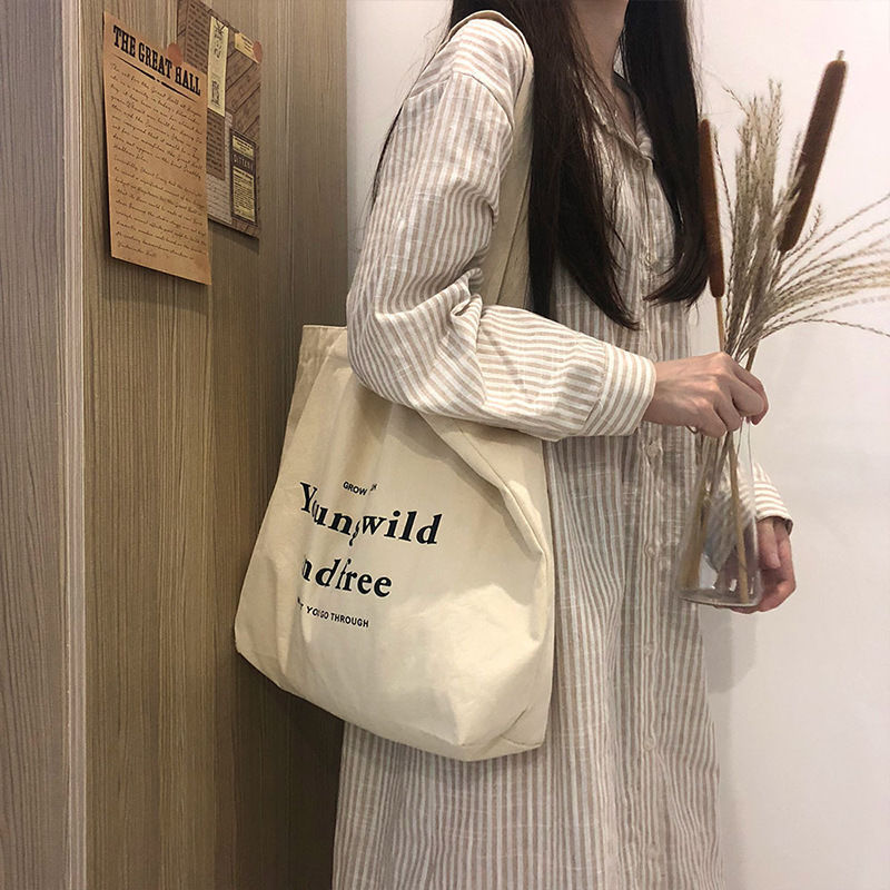 Spot Set Simple Literary Canvas Bag